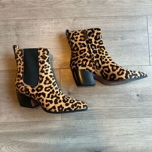 NWOT Sarto Vianca Ankle Boots - Leopard print/Brown pattern - size 7